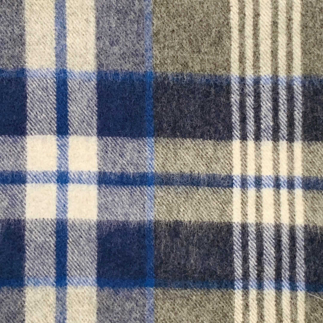 NO BRAND Blue Grey Plaid Lambswool Cashmere Fringe Scarf