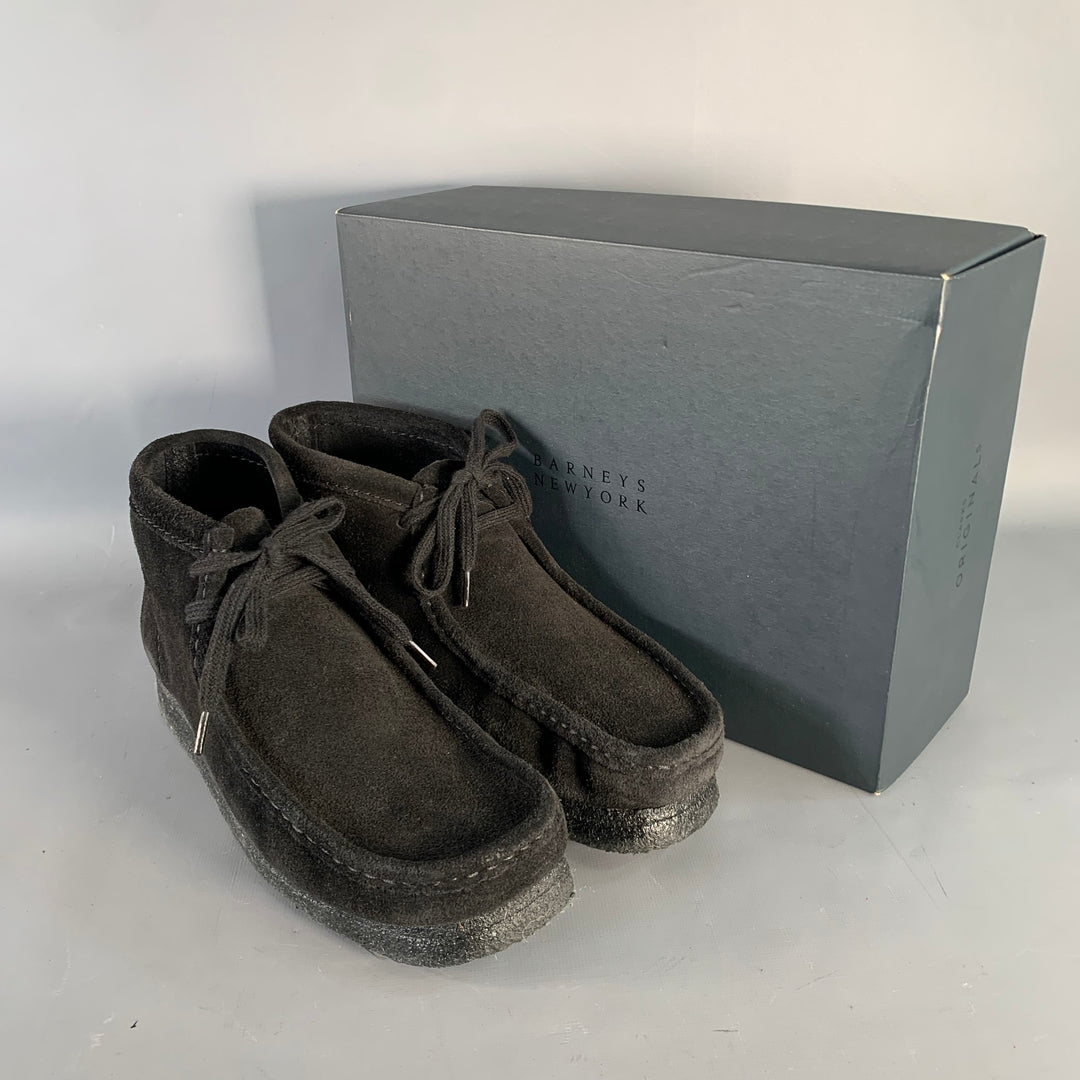 CLARKS Size 9 Wallabee Black Suede Crepe Sole Moccasin Ankle Boots CLARKS Size 9 Wallabee Black Suede Crepe Sole Moccasin Ankle  main image 3