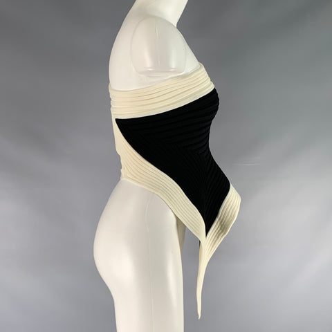 ISSEY MIYAKE Size 2 Black White Polyester Ribbed One Shoulder Dress Top