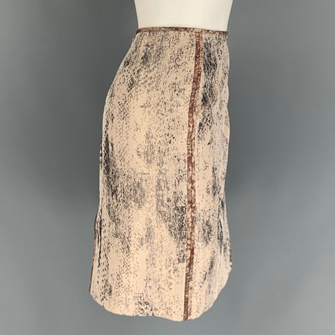 REED KRAKOFF Size 6 Pink & Silver Marbled Silk / Viscose Pencil Skirt