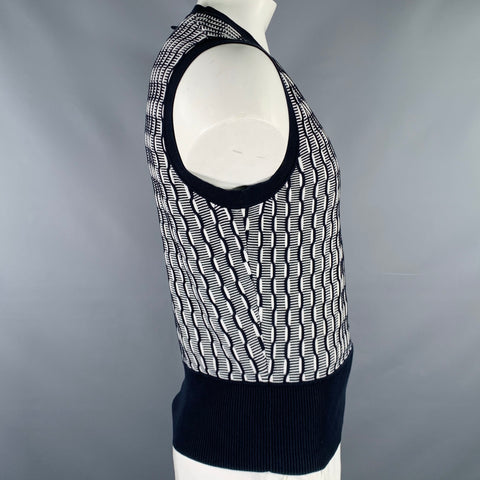 BLACK FLEECE Size L Navy White Stripe Cotton V-Neck Vest