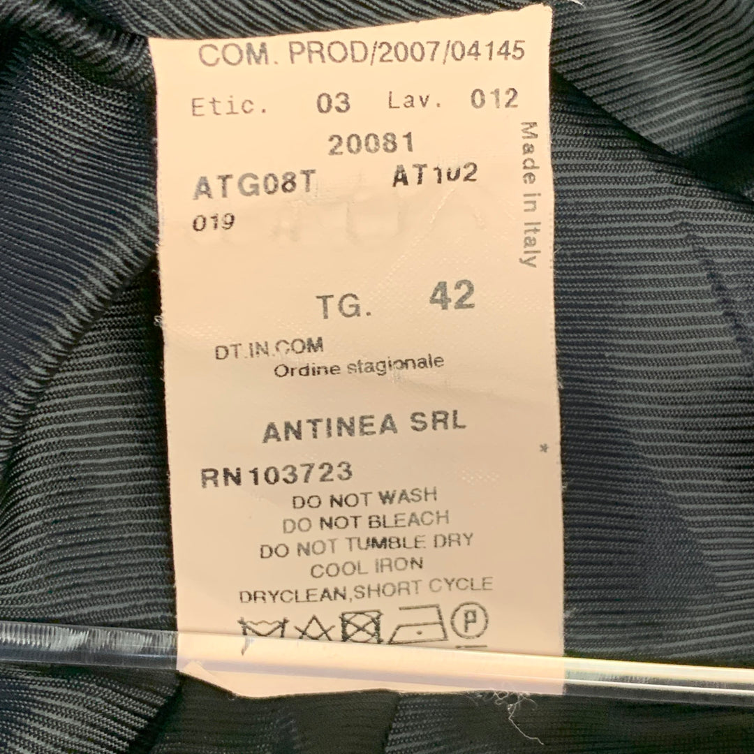ARMANI COLLEZIONI Size 6 Navy Grey Pinstripe Jacket Blazer