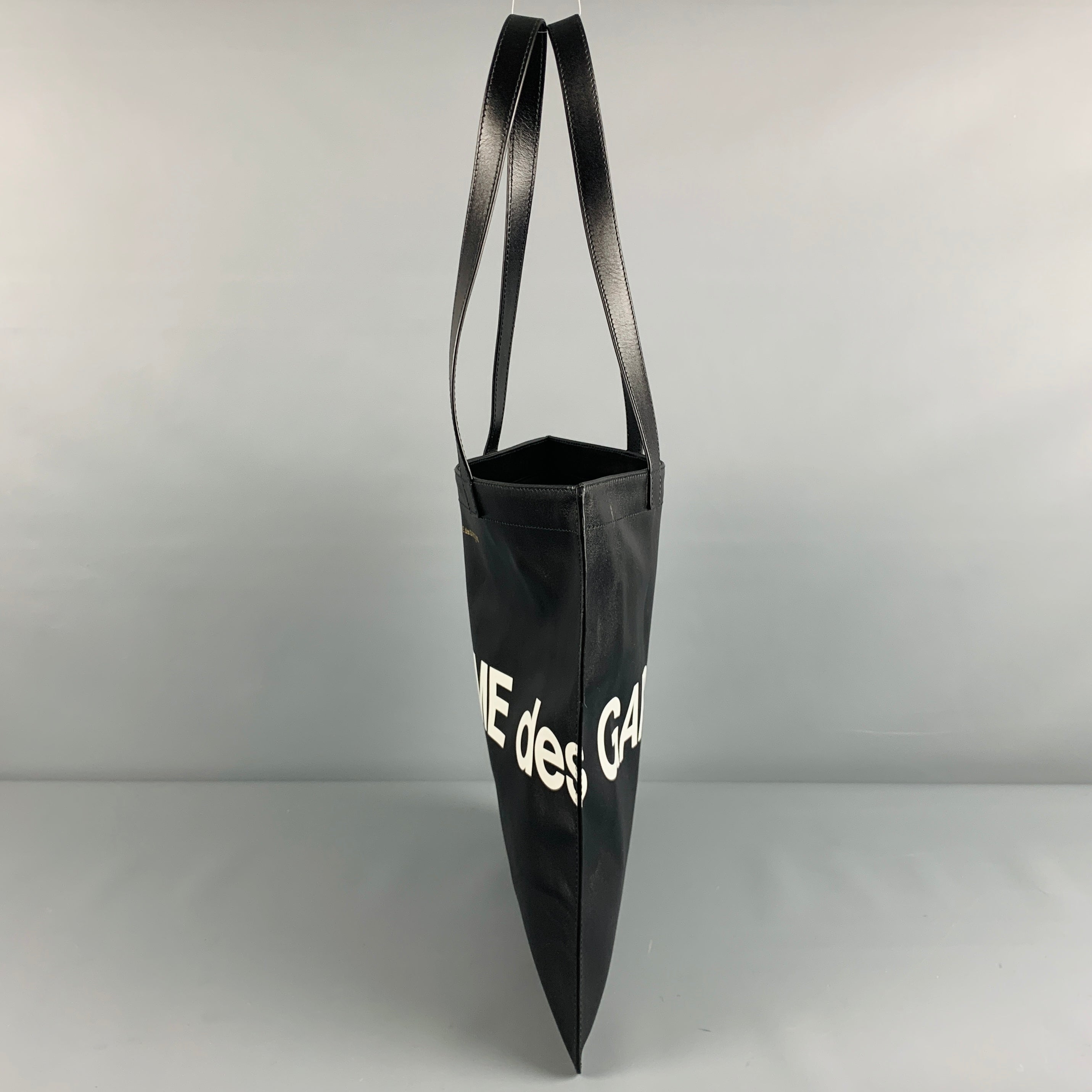 COMME des GARCONS Black White Logo Cowhide Leather Tote Bag – Sui