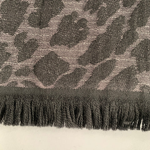 Écharpe à franges imprimé animal noir et gris ESCADA