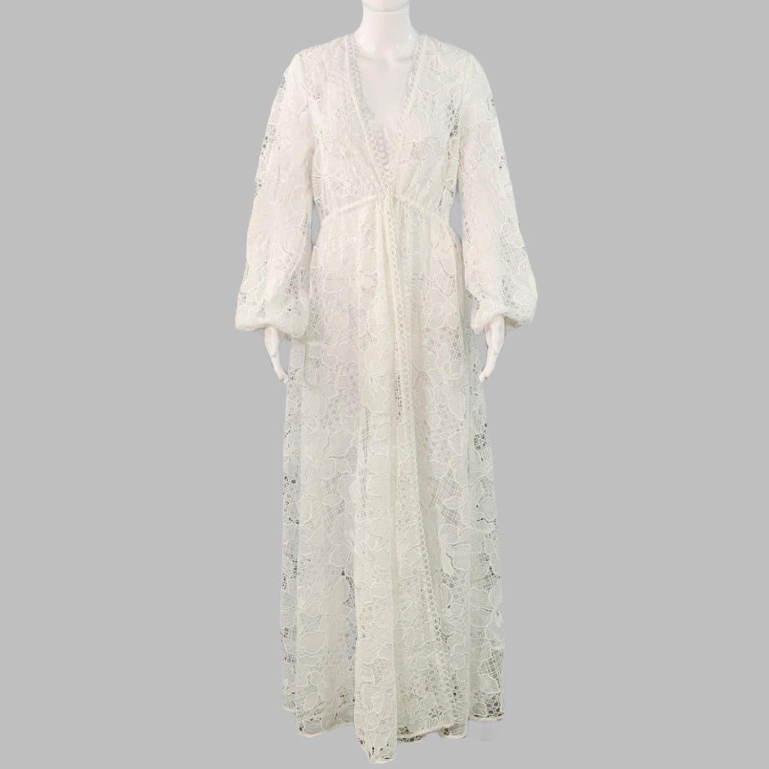 TED BAKER Size M Liliha White Polyester Lace Maxi Robe Dress Sui Generis Designer Consignment TED BAKER Size M Liliha White Polyester Lace Maxi Robe Dress Sui Generis Designer Consignment