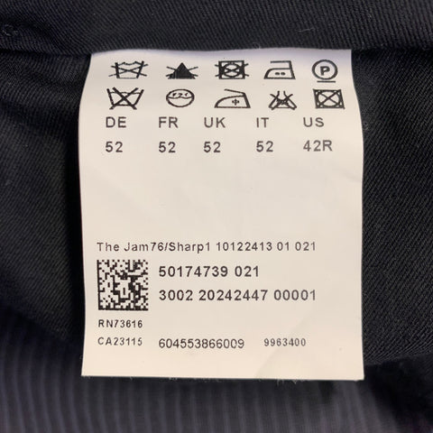 HUGO BOSS Size 42 Regular Black Charcoal Stripe Virgin Wool Silk Suit