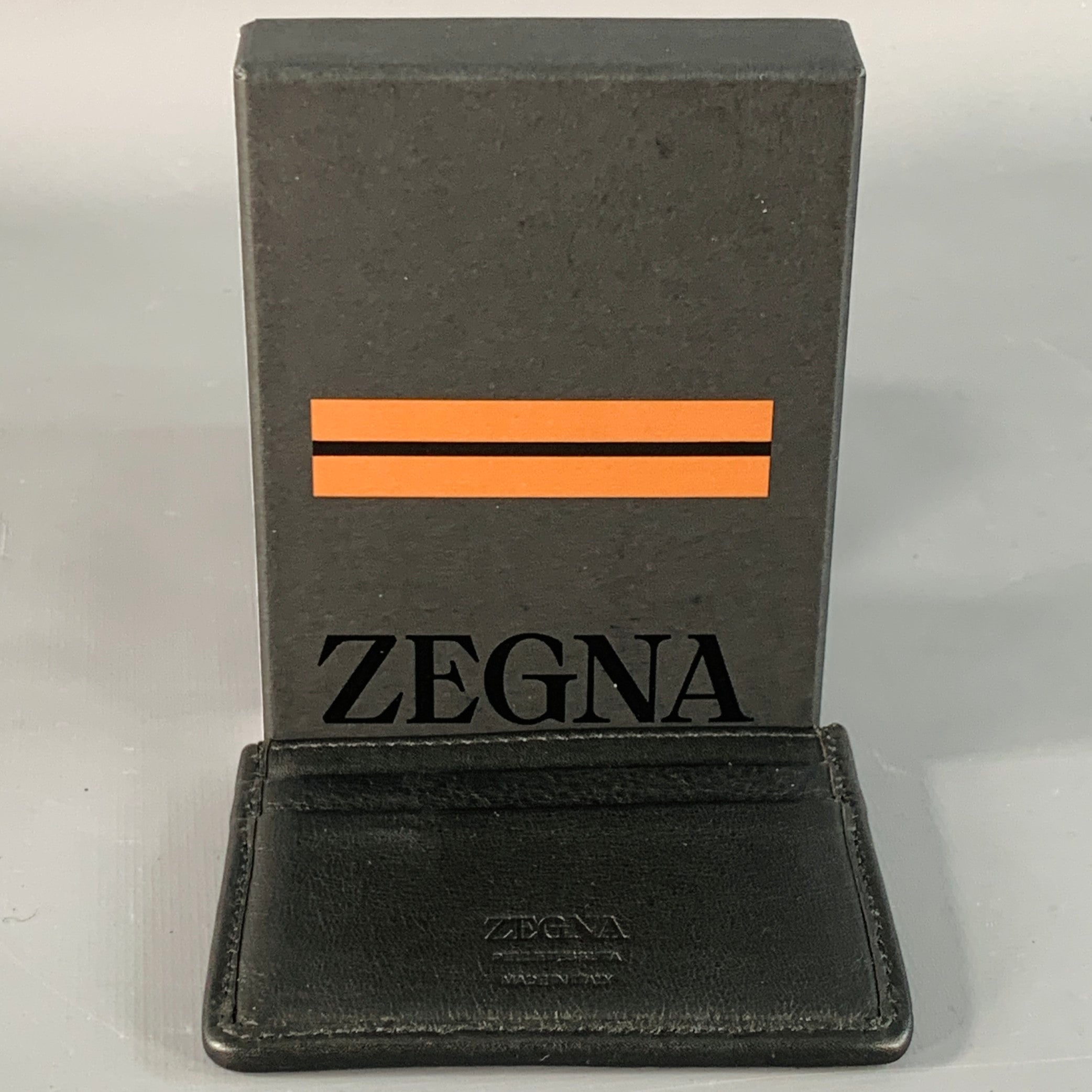 Ermenegildo Zegna ガーメントケース　本革 トラベル　出張 茶 ERMENEGILDO ZEGNA One Size Black Textured Woven Leather Card Case