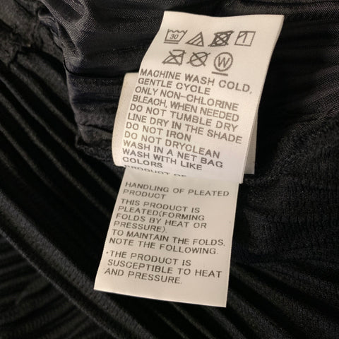 ISSEY MIYAKE Size L Black HP96-JD200 Pleated Polyester Set