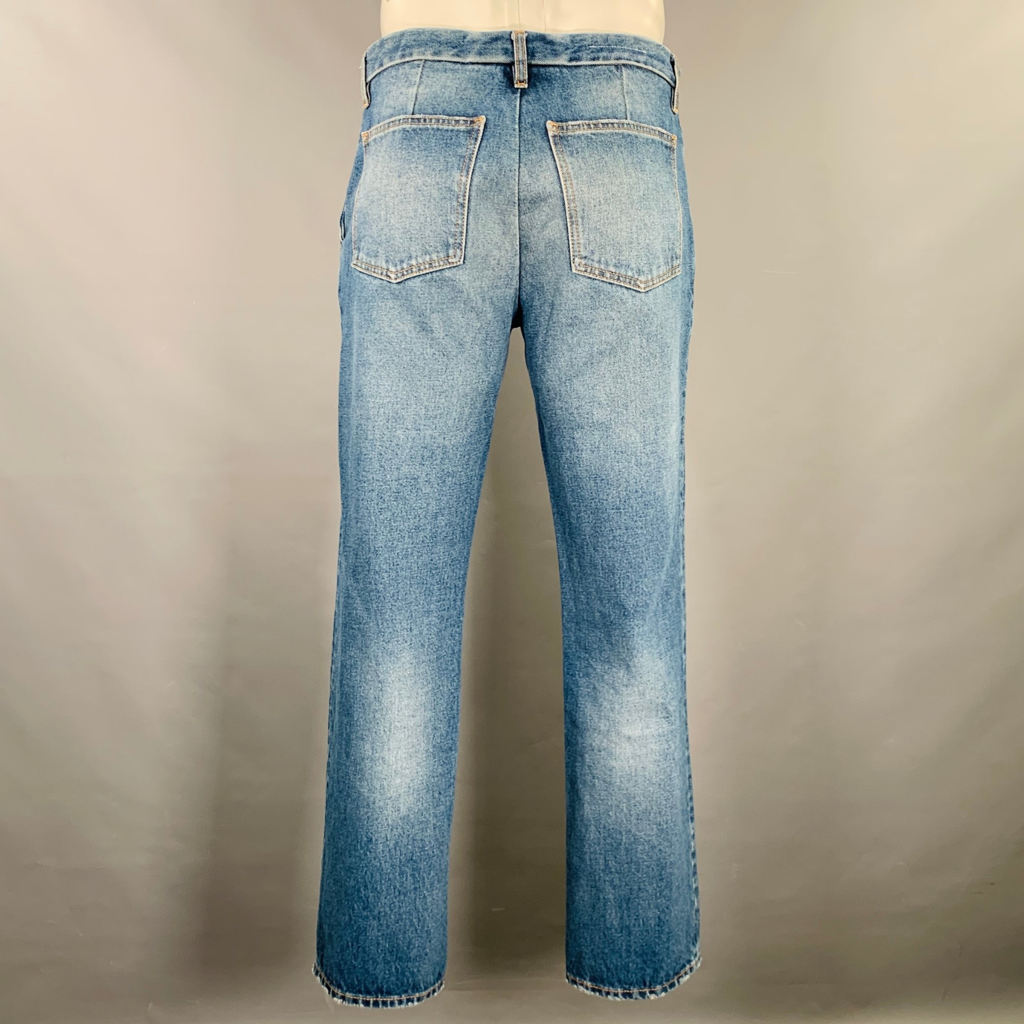 【送料&関税込】MM6 Maison Margiela Light Blue Cotton Sweats MM6 MAISON MARGIELA Size 34 Blue Wash Denim Zip Fly Jeans