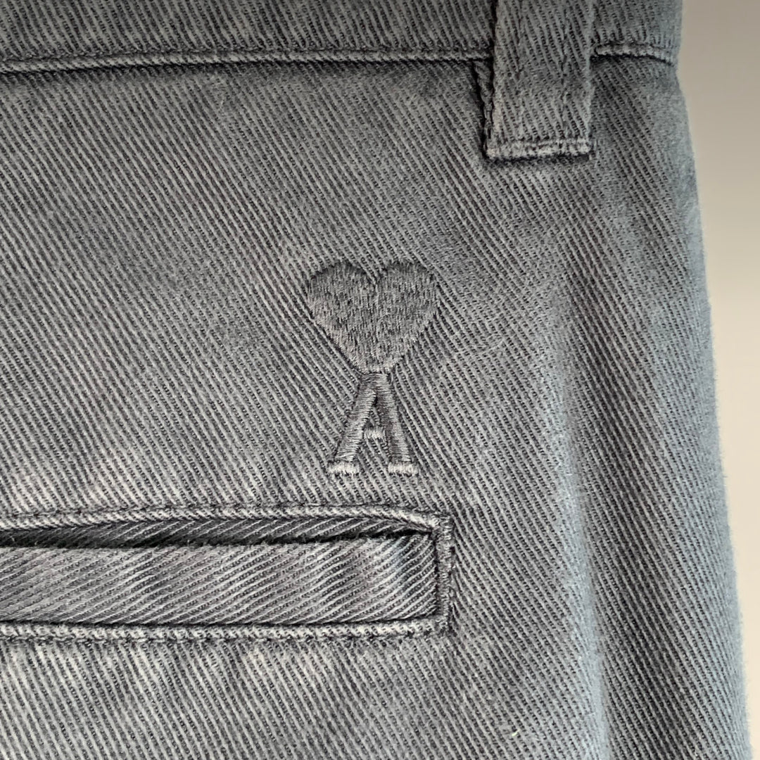 AMI by ALEXANDRE MATTIUSSI Size M Blue Cotton Pleated Button Fly Casual Pants
