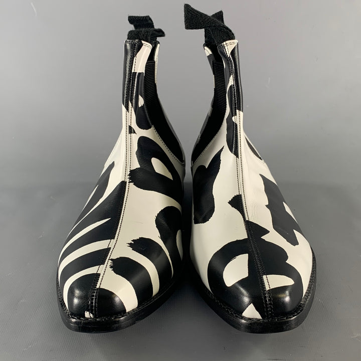 COMME des GARCONS HOMME PLUS Size 10 Black White Print Leather Pull On Boots