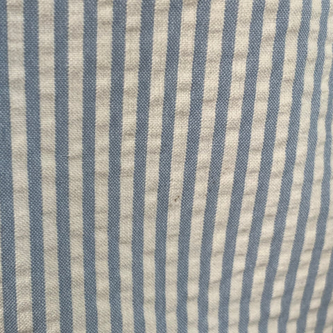 GUCCI Size XS White Light Blue Seersucker Cotton Stripe Single Breasted Suit