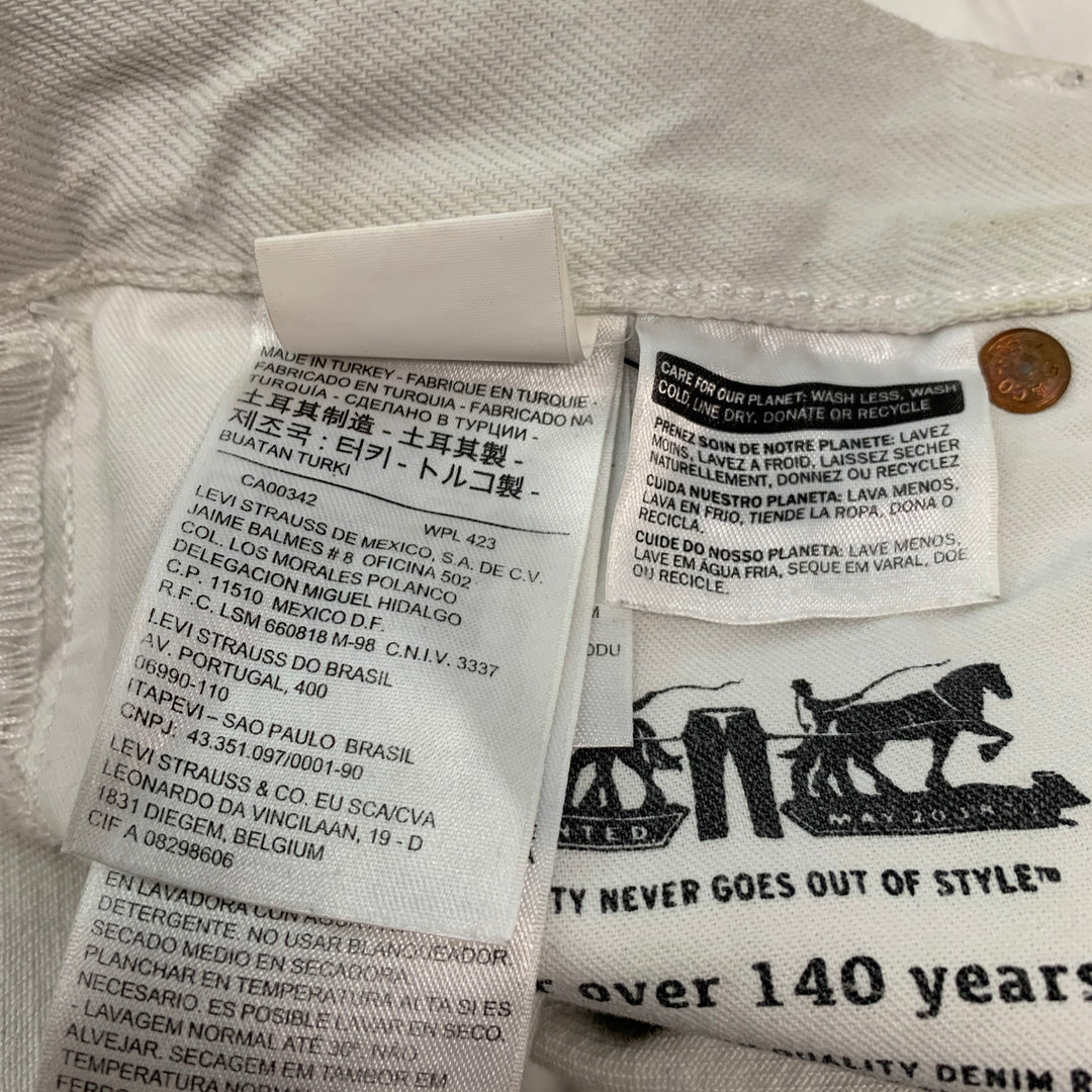 VETEMENTS Size 32 White Light Blue Cotton Button Fly Jeans