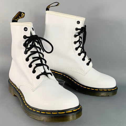 DR. MARTENS Size 10 White Leather Lace-Up Combat Boots