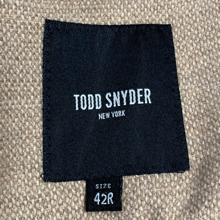 TODD SNYDER Size 42 Regular Camel Woven Polyester Notch Lapel Sport Coat
