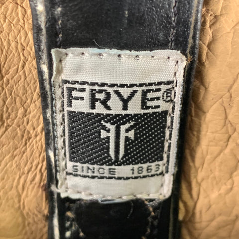 Bottes de cowboy FRYE taille 8 en cuir vieilli noir cloutées à enfiler