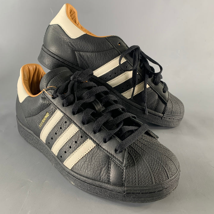 ADIDAS Size 9.5 Black White Leather Lace Sneakers