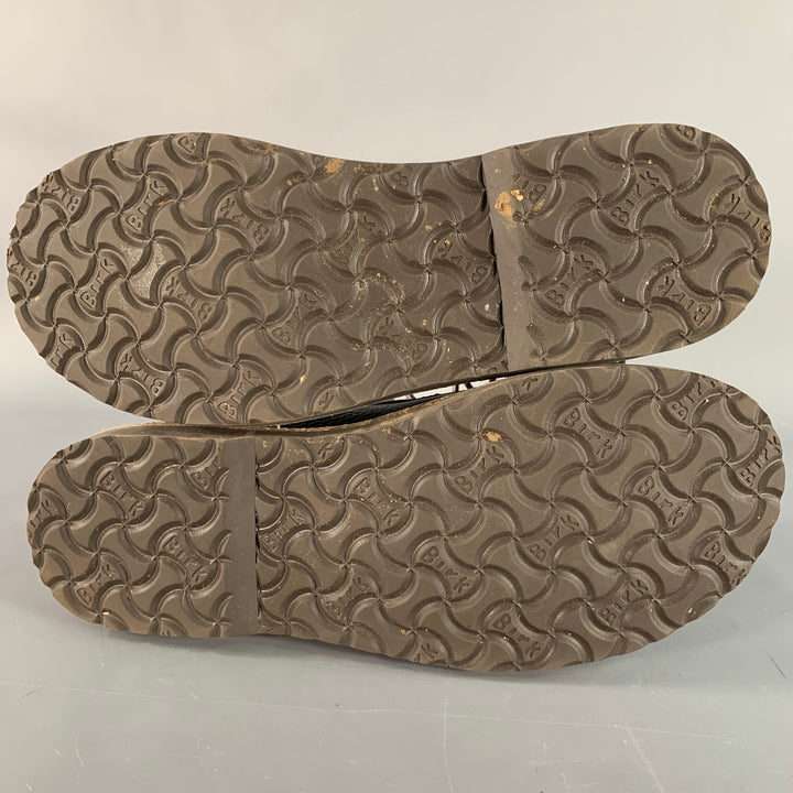 BIRKENSTOCK Size 9 Green Pebble Grain Leather Lace-Up Boots