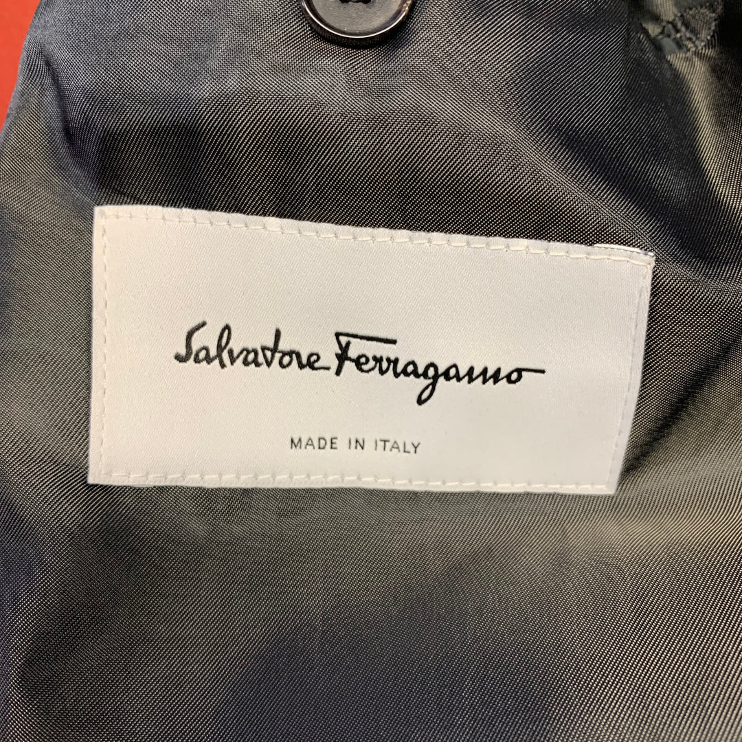 SALVATORE FERRAGAMO Size 46 Burgundy Wool Notch Lapel Suit