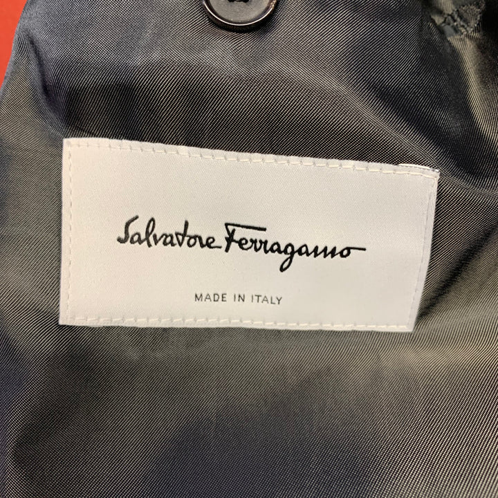 SALVATORE FERRAGAMO Size 46 Burgundy Wool Notch Lapel Suit