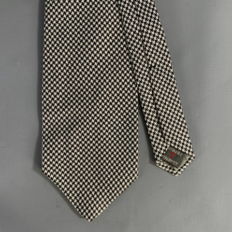ROBERT TALBOTT White Black Houndstooth Silk Tie