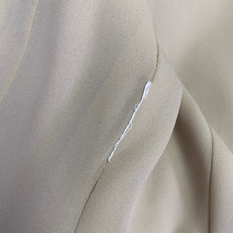 GIORGIO ARMANI Size 6 Beige Single Breasted Jacquard Suit