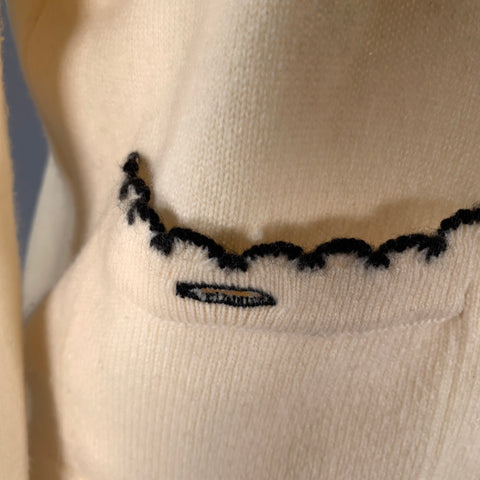 CHANEL Size M Cream Black Contrast Scallop Trim Cardigan