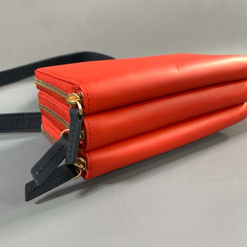 WANT LES ESSENTIELS DE LA VIE Red Navy Color Block Bag