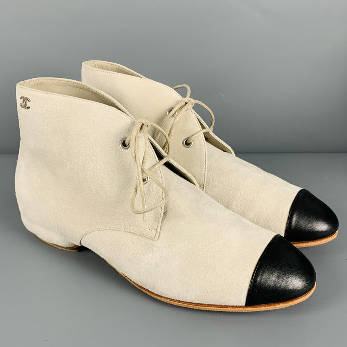 CHANEL Size 5 Grey Black Suede Cap Toe Lace-up Boots