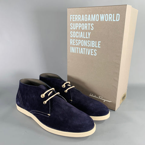 SALVATORE FERRAGAMO Bottines Chukka en Daim Bleu Marine Pointure 9.5