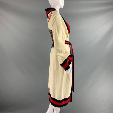 GUCCI Talla XS Bata con cinturón de rizo con cuentas, color crema, rojo y azul