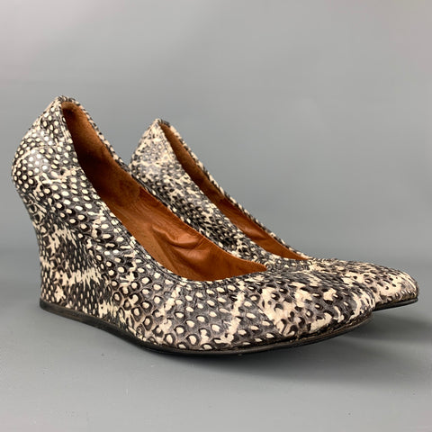 LANVIN Talla 8 Zapatos de tacón con cuña de piel de serpiente gris y blanco