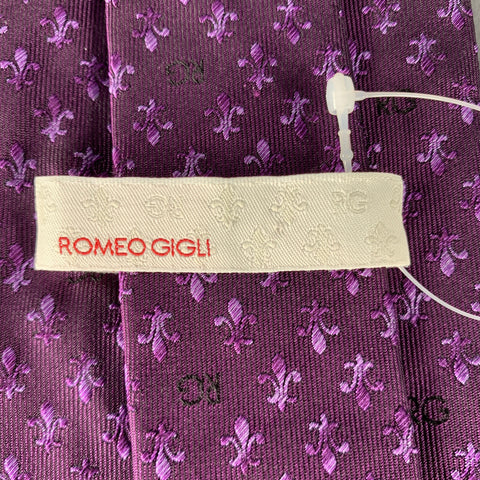 ROMEO GIGLI Purple Fleur de Lis Monogram Silk Tie