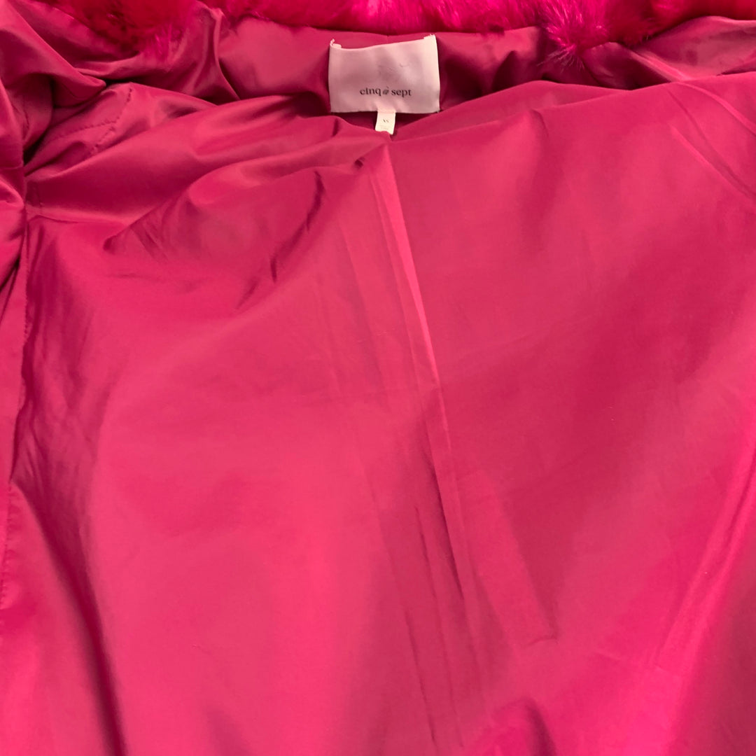 CINQ a' SEPT Size XS Fuchsia Pink Black Faux Fur Belted Coat