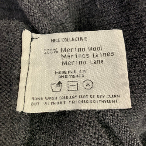 NICE COLLECTIVE Taille S Pull en laine mérinos col en V gris anthracite tricoté