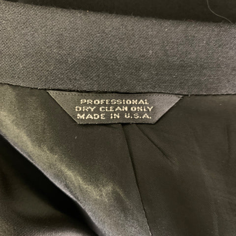 DIMENSIONS Chest Size 40 Black Solid Wool Tuxedo 34 29 Suit