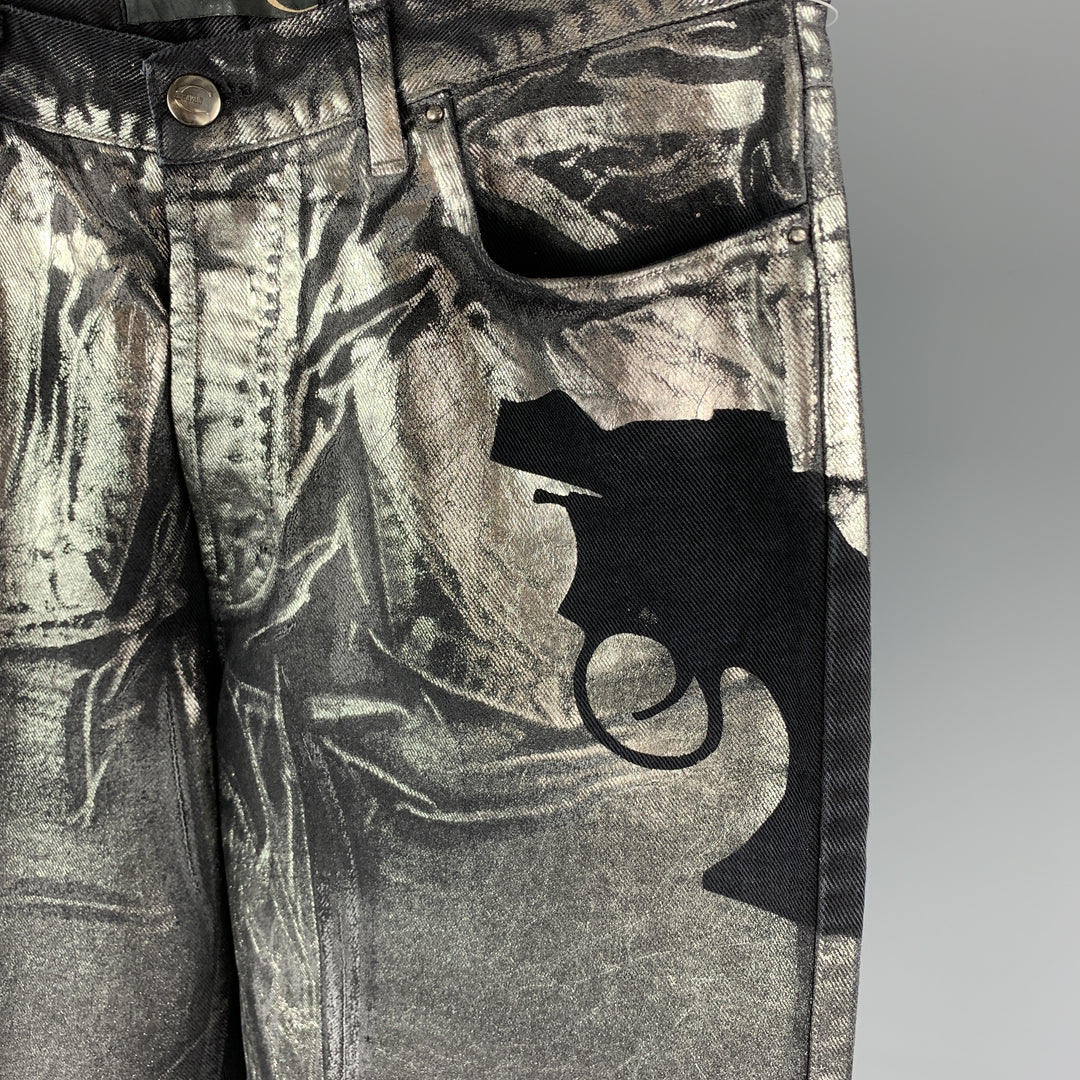 JUST CAVALLI Talla 30 Vaqueros tipo pistola de mezclilla pintados metalizados en negro y plata