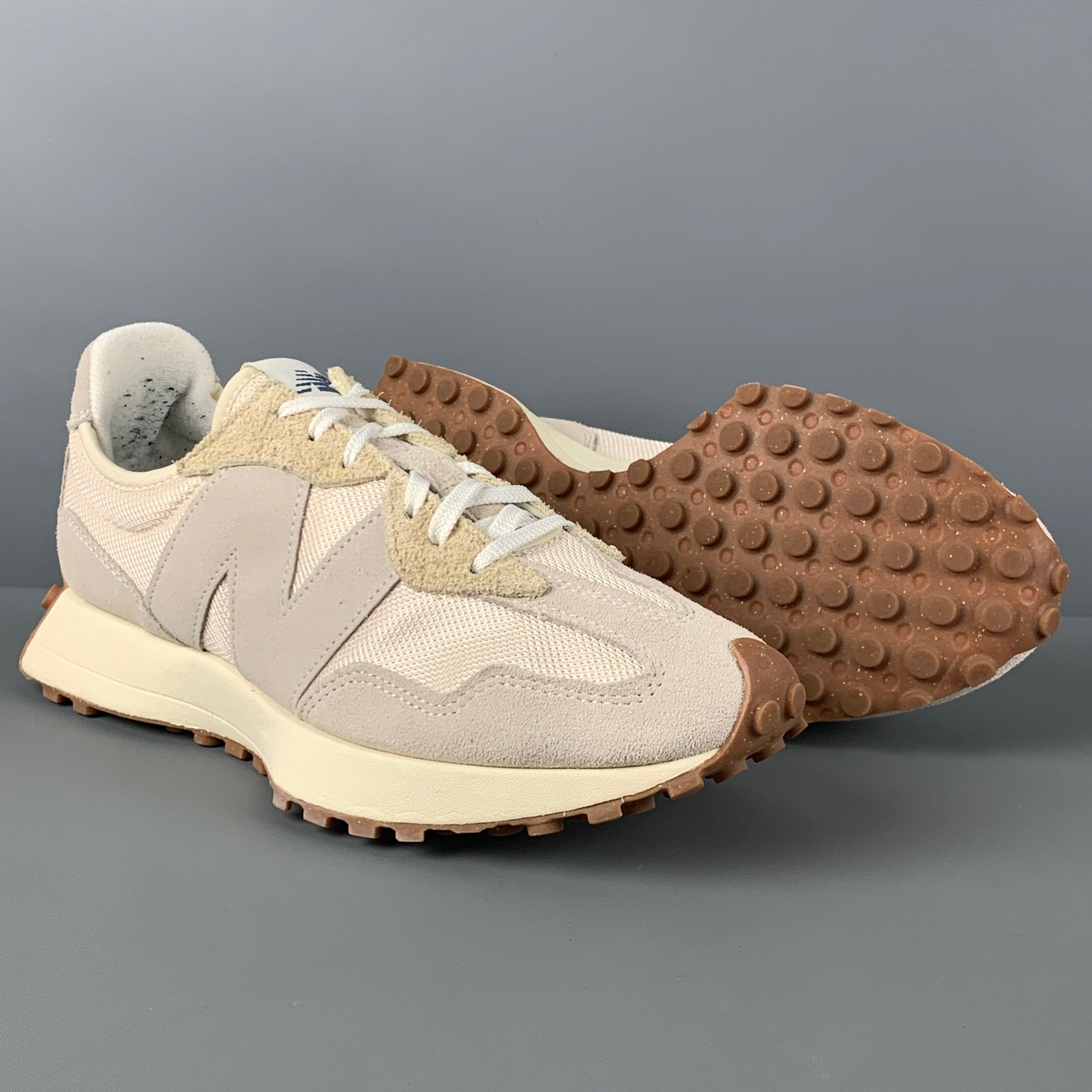 NEW BALANCE 327 Size 11 Beige Mixed Fabrics Low Top Sneakers