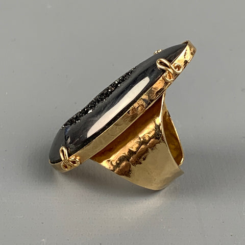 Bague asymétrique en cristal martelé or et gris VINTAGE