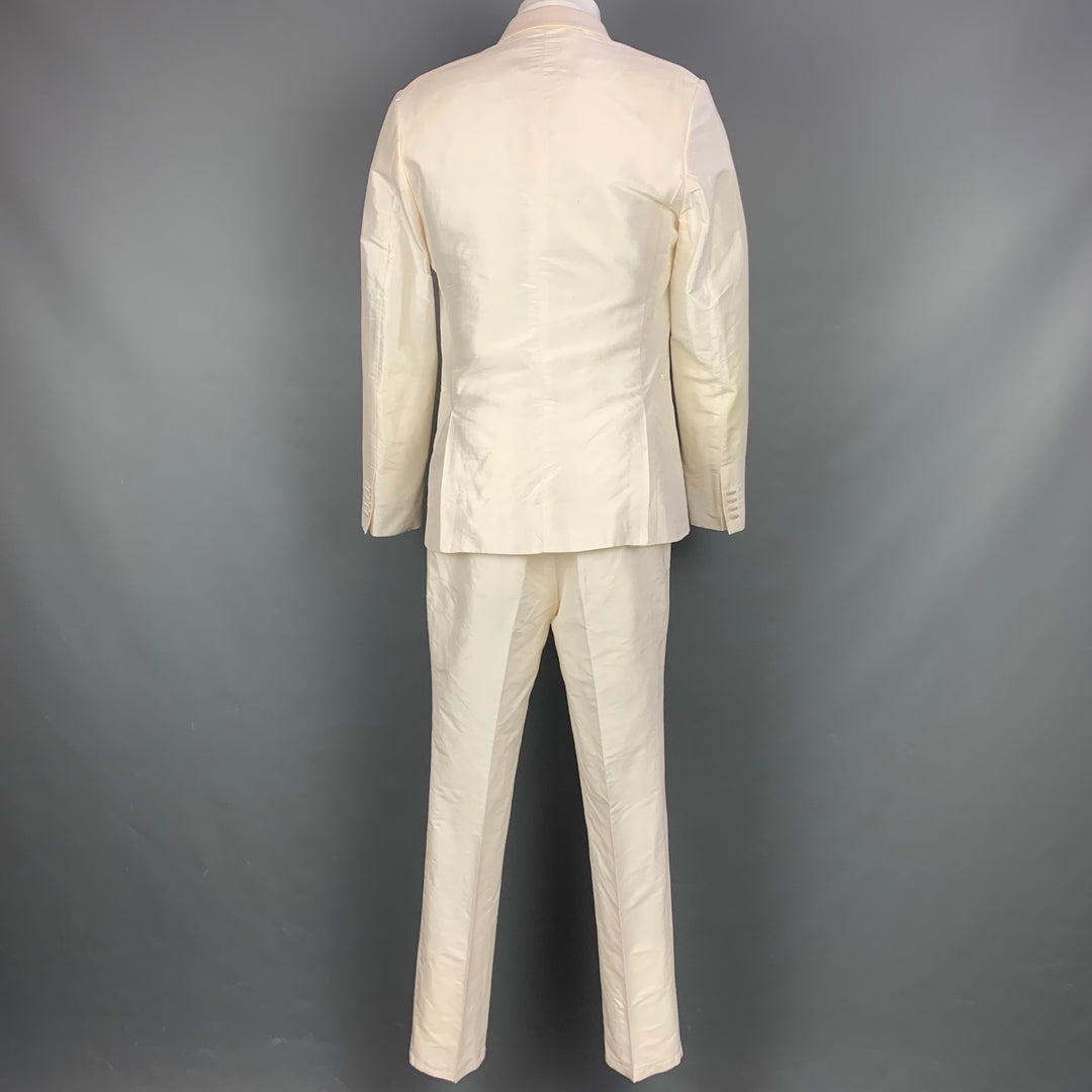 SAND The Red Carpet Size 40 Off White Textured Silk Shawl Collar Suit