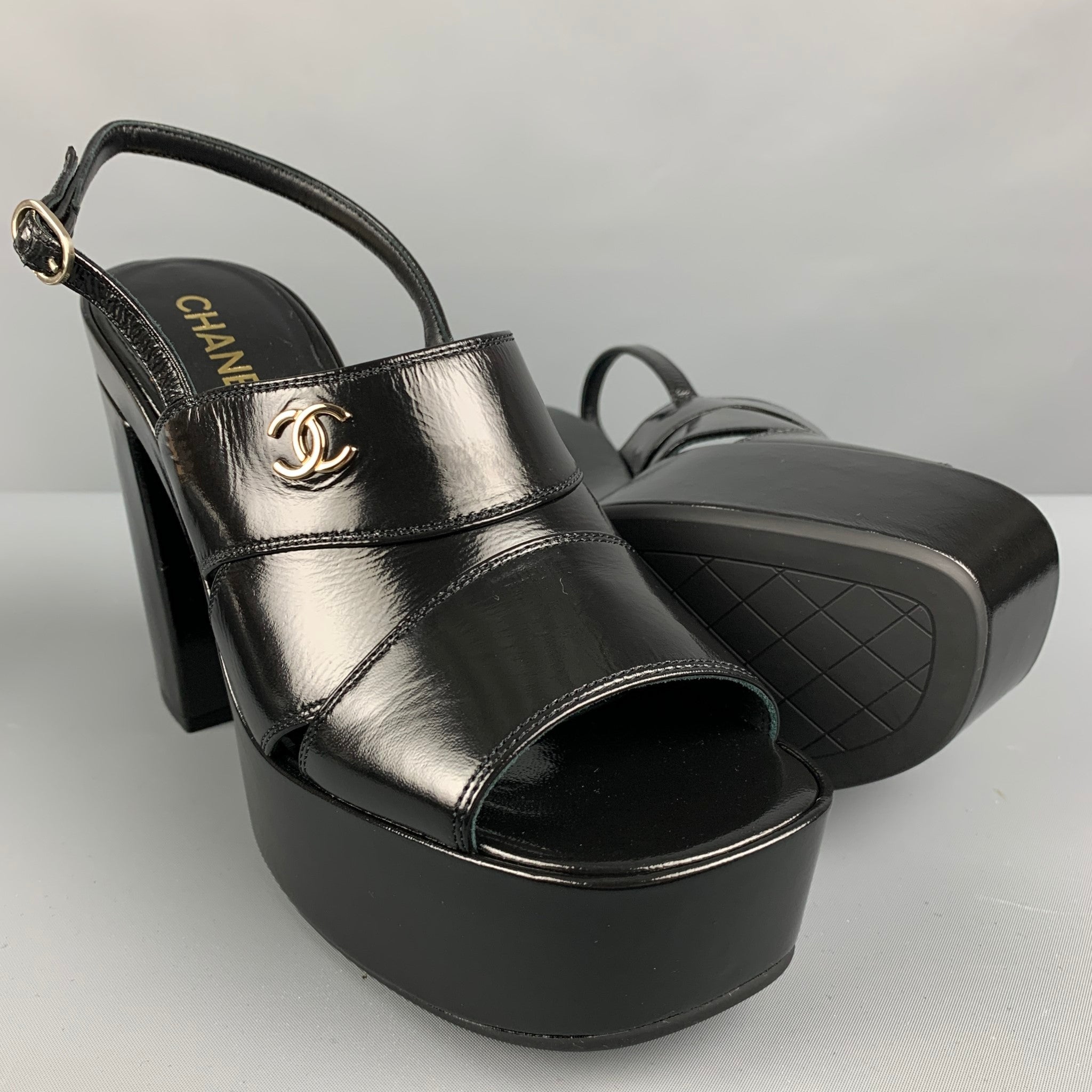 CHANEL Size 10.5 Black Patent Leather Platform Sandals – Sui