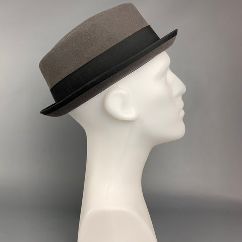 BAILEY Size 7.5 Grey & Black Felt Porkpie Hat