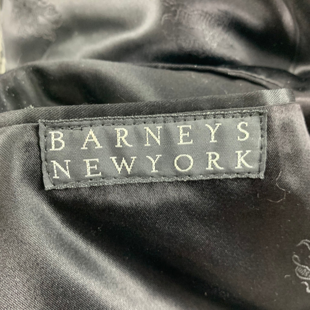 Vintage BURBERRYS for BARNEY'S NEW YORK Size XL Grey Black Herringbone Wool  Belted Coat – Sui Generis Designer Consignment