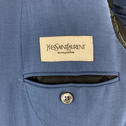 YVES SAINT LAURENT Taille 36 Manteau de sport bleu en mohair avec revers cranté et poche plaquée