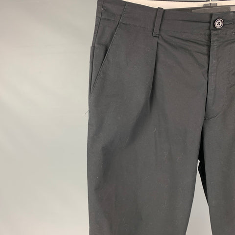 BOSS by HUGO BOSS Size 32 Black Cotton Pleated Casual Pants