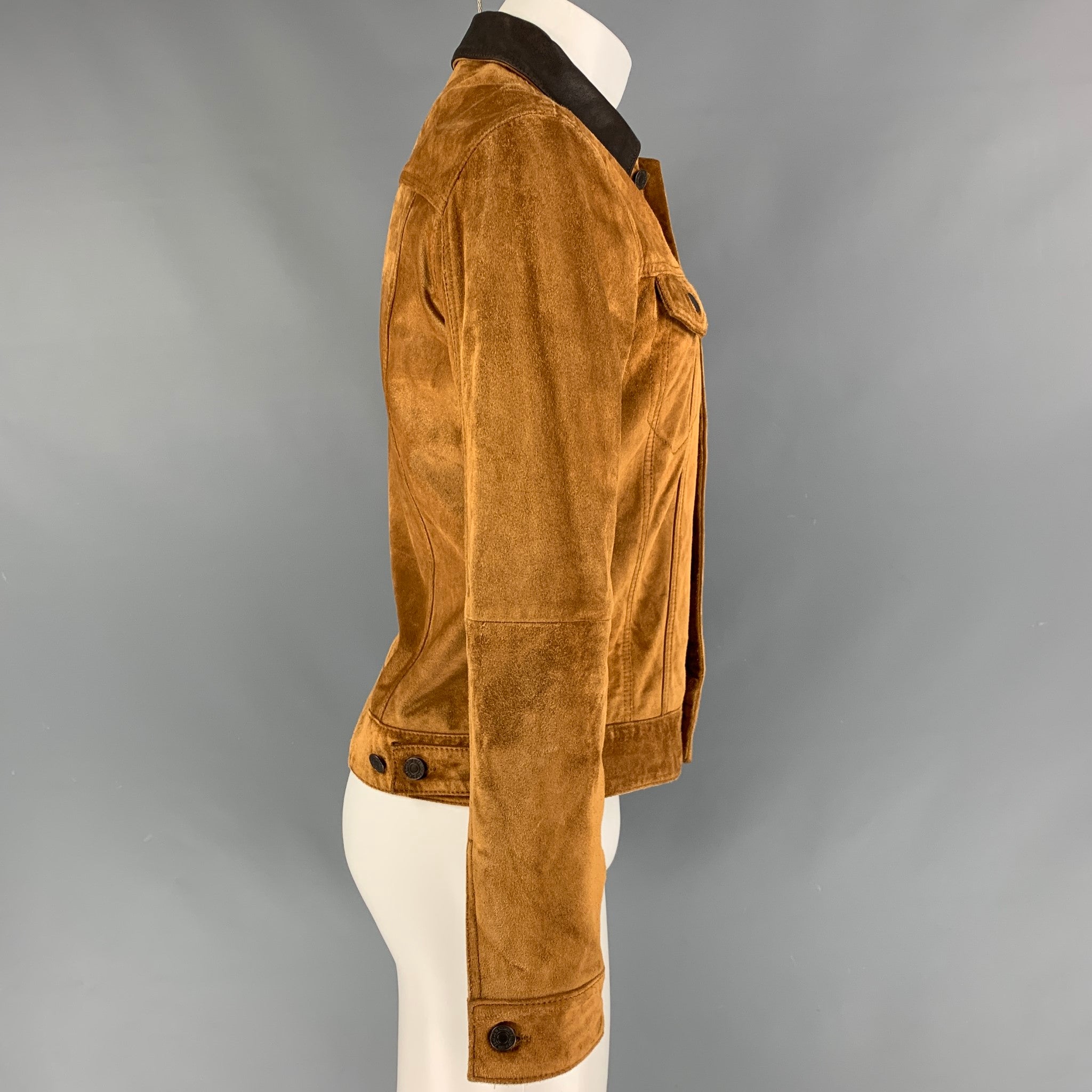 LEVI'S Size M Tan Suede Trucker Jacket – Sui Generis