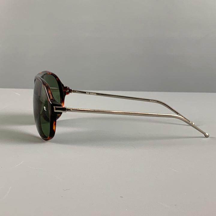 RAF SIMONS Gafas de sol de metal y acetato en carey marrón