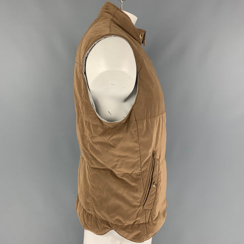 BRUNELLO CUCINELLI Talla XL Chaleco de nailon y poliéster acolchado marrón
