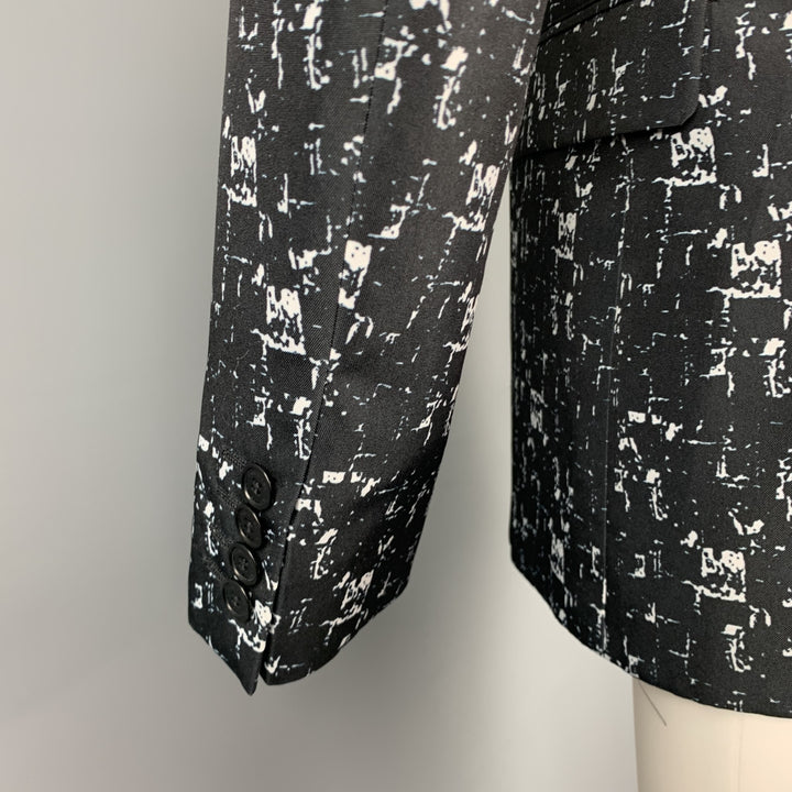 CALVIN KLEIN COLLECTION Size 40 Black & White Print Polyester Sport Coat