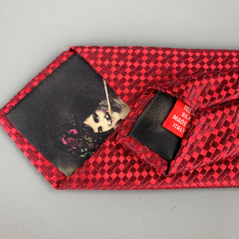 CHRISTIAN LACROIX Cravate en soie diamant rouge